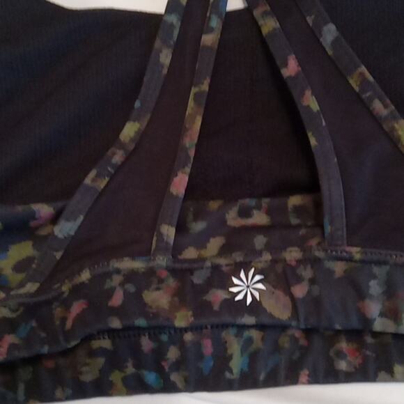 Athleta multicolored cheetah print Medium sports bra. Activewear, Comfy, Cute - Picture 5 of 8